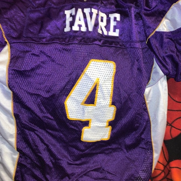Brett Favre Minnesota Vikings Jersey - Picture 2 of 4